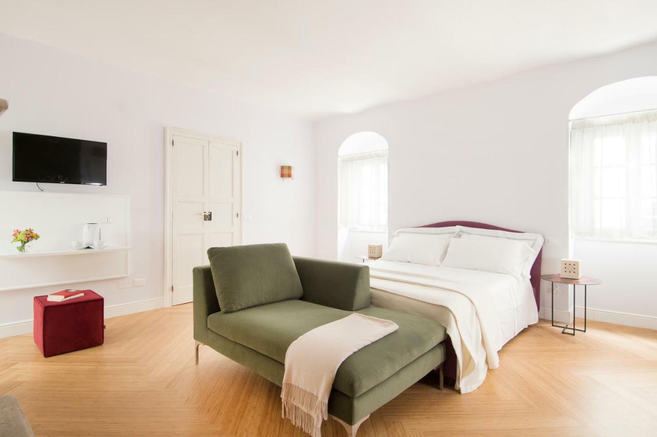 Dimora Cumma Mari Bed & Breakfast เวียสเต ภายนอก รูปภาพ
